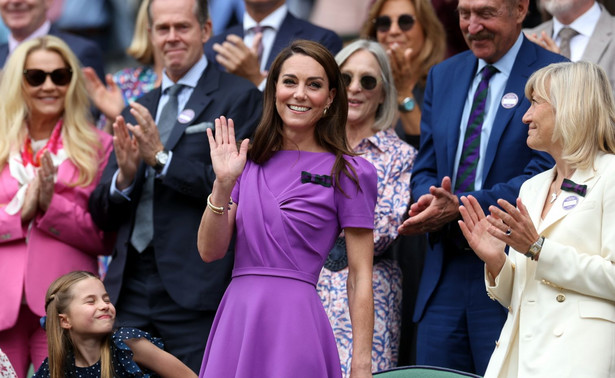 Owacje na stojąco. Tak tłum powitał księżna Kate podczas Wimbledonu