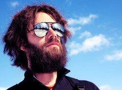 Co w brodzie siedzi, czyli dlaczego kobiety ciągnie do mężczyzn drwalopodobnych?