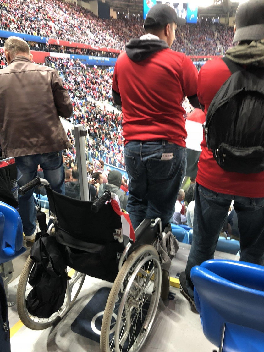 Cud na stadionie. Dwaj niepełnosprawni uzdrowieni grą swojej drużyny!