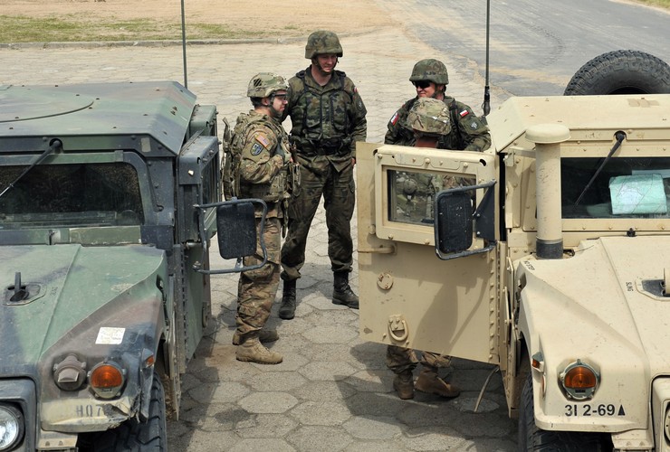 Ćwiczenia Puma 15 na poligonie poligonie w Drawsku Pomorskim <br><br>fot. (mb/cat) PAP/Marcin Bielecki