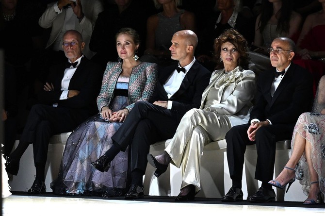 Suzana Drobnjaković poznatija kao Saša Aleksander sa suprugom i Sofijom Loren u Veneciji