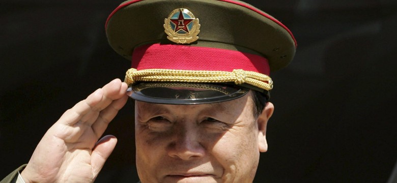 Emerytowany chiński generał skazany na dożywocie za branie łapówek