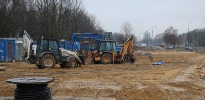 Remont na Wołoskiej złapał opóźnienie