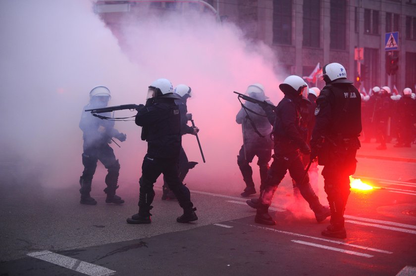 Policja podczas Marszu Niepodległości