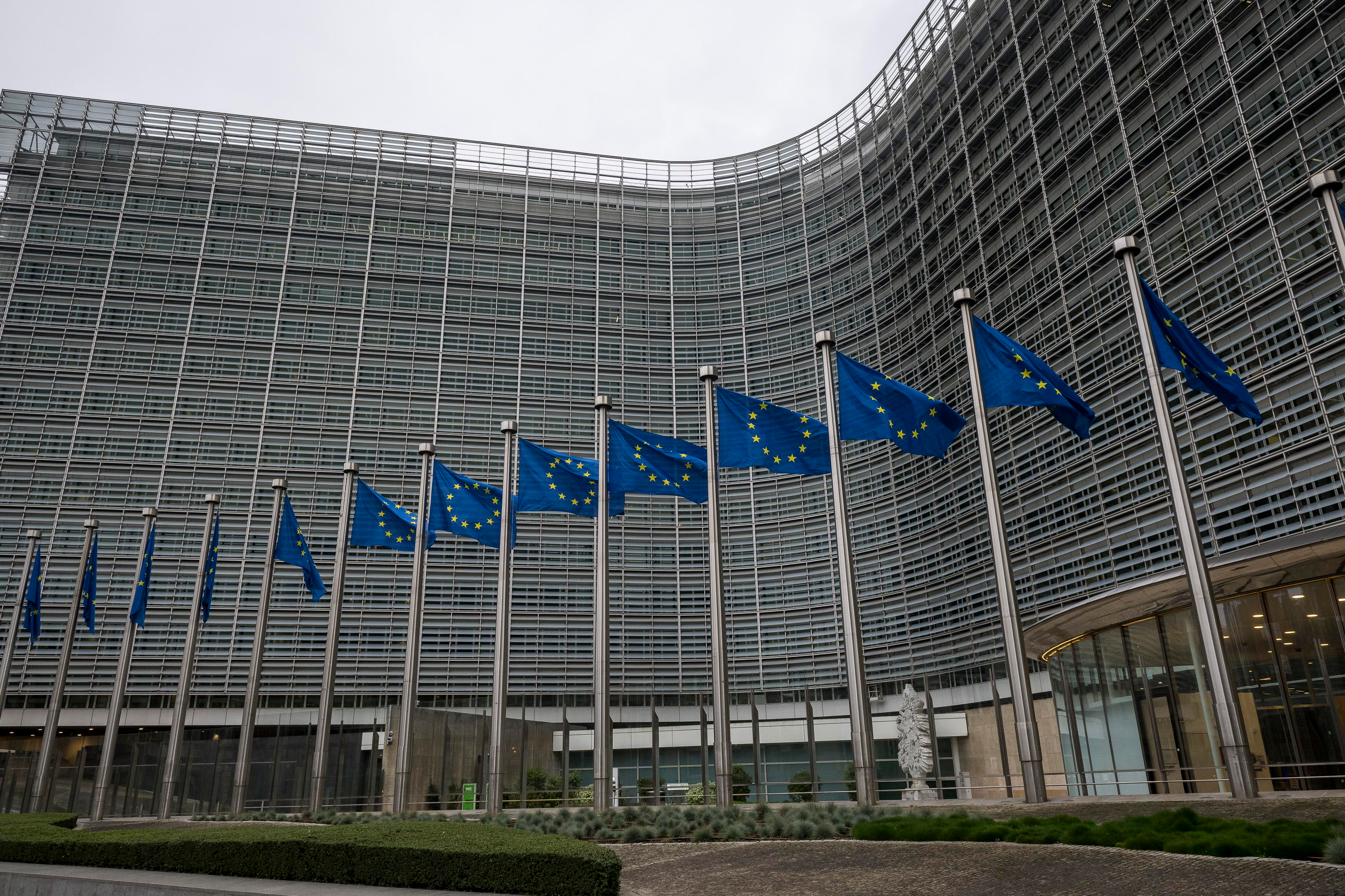 KE odpowiada na groźby Kremla ws. rosyjskich aktywów