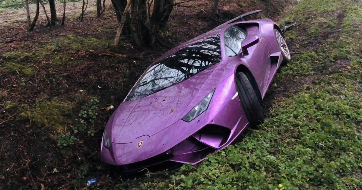 Машина lamborghini игрушечная