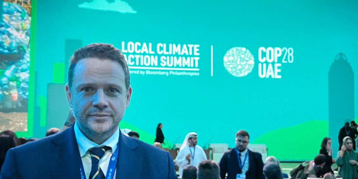 Rafał Trzaskowski uczestniczy w szczycie COP28 w Dubaju