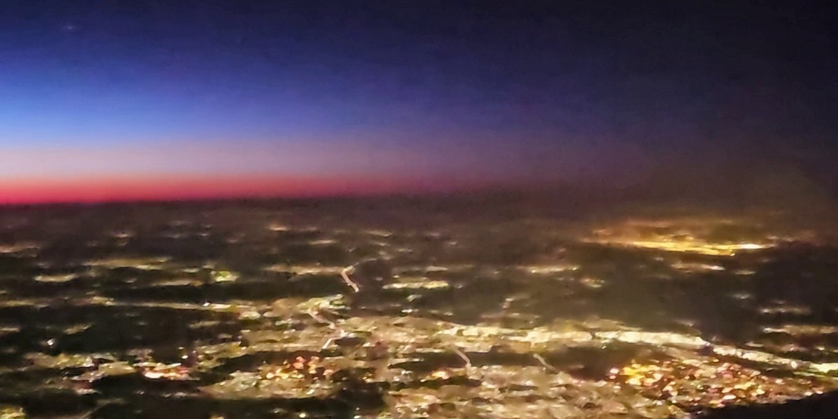 Stewardessa z Wizz Air twierdzi, że widziała UFO.