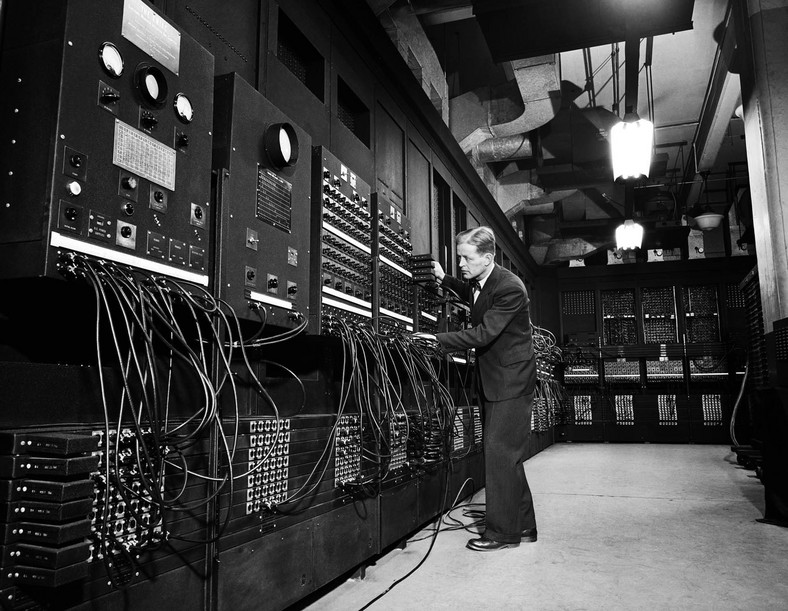 ENIAC, pierwszy amerykański komputer stworzony na potrzeby wojska