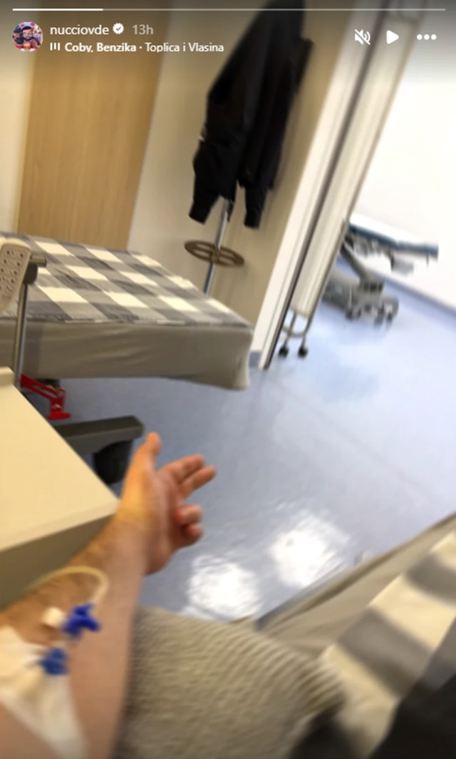 Nući objavio fotografiju iz bolničkog kreveta