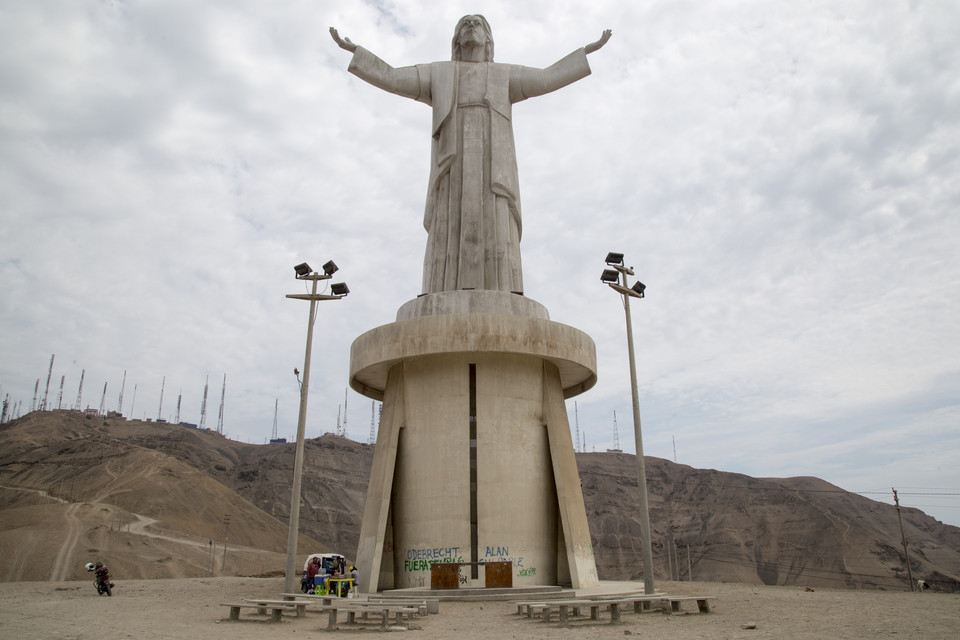 Figura Chrystusa Pacyfiku w Peru
