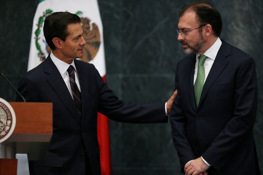 Mexico's new foreign minister, Luis Videgaray, right, with Mexican President Enrique Peña Nieto after an announcement of new cabinet members at Los Pinos presidential residence in Mexico City, January 4, 2017.