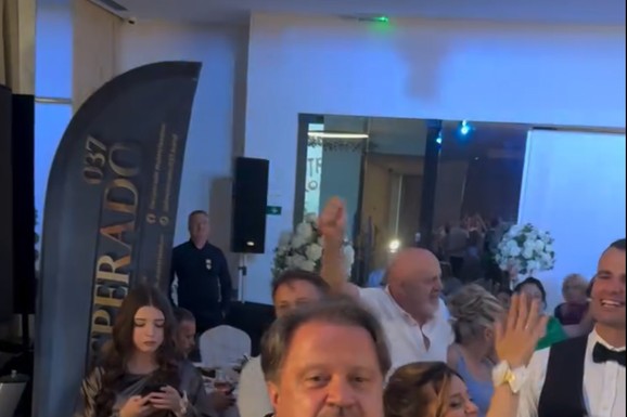 (FOTO) UDALA SE VANBRAČNA ĆERKA OSMANA HADŽIĆA Nije nosila n