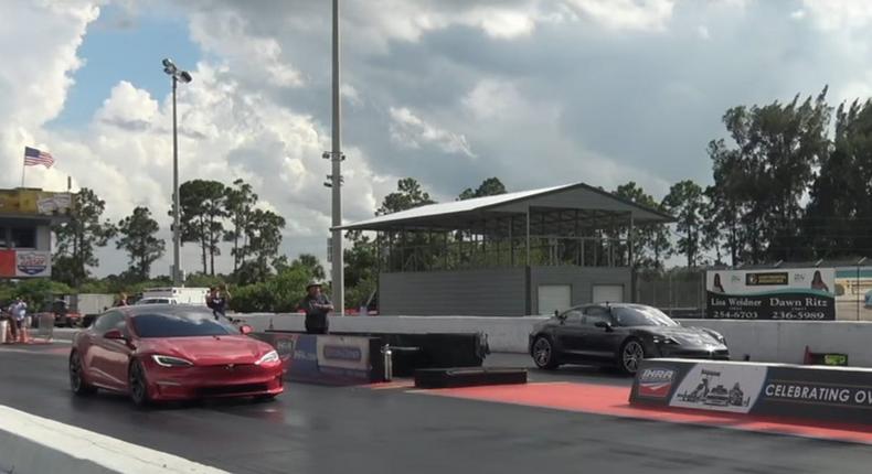 Tesla Model S Plaid races the Porsche Taycan Turbo S
