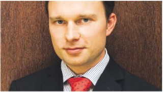 Kiedy strona jest zwolniona od ponoszenia opłat skarbowych