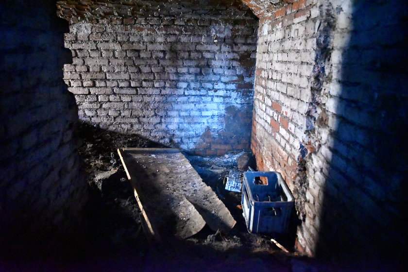 Na ulicy Tuwima odkryto podziemny schron