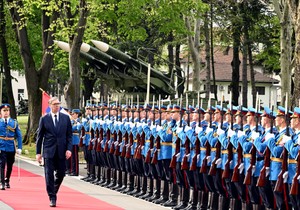 Sastanak predsednika Srbije Aleksandra Vučića sa najvišim rukovodstvom Ministarstva odbrane i Vojske Srbije