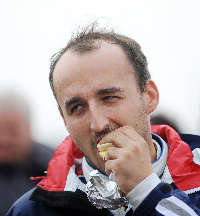 Kubica blisko bezrobocia. Musi szybko znaleźć team!