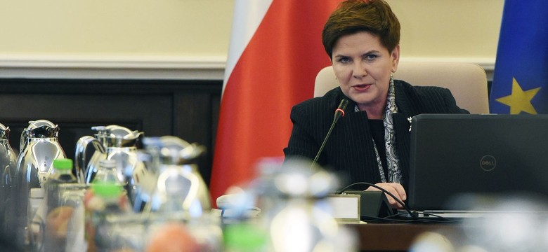 Szydło przekonuje: Ustawa o podatku bankowym to test na wiarygodność opozycji