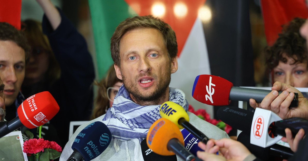 Deportowani Polacy wrócili do kraju! Uczestnicy flotylli wściekli na szefa MSZ, żądają dymisji