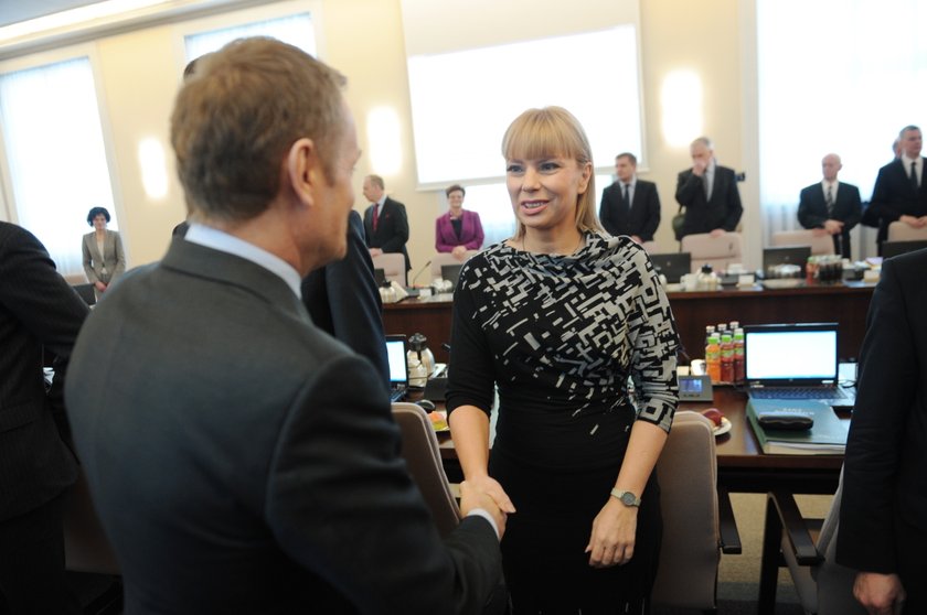 Premier Donald Tusk i Elżbieta Bieńkowska, wicepremier i minister infrastruktury i rozwoju regionalnego. 