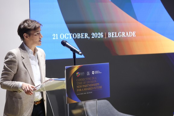 Brnabić: Srbija gradi mostove između Evrope i Azije, privreda treba da bude pokretač saradnje