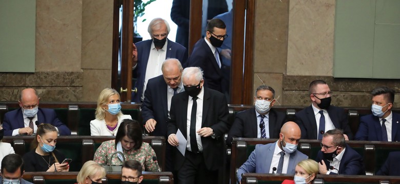 Kaczyński niczym Pyrrus. Bitwa o TVN może zmienić się w serię bitew o TVP [FELIETON]