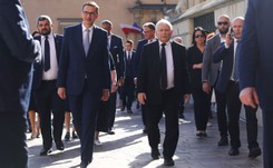 Gospodarka na zakręcie, a rząd wciska gaz do dechy [OPINIA]