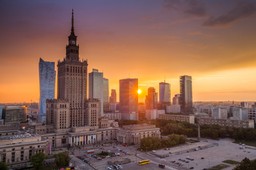 polska wyludnia się w zastraszającym tempie. urodzeń o 168 tys. mniej niż zgonów.  nowe dane gus