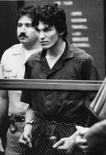 Richard Ramirez podczas procesu, fot. ASSOCIATED PRESS/East News