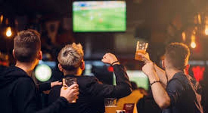 Only fans who watch football at the pub will score 7/7