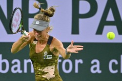 Awans Fręch do drugiej rundy turnieju WTA na kortach ziemnych w Madrycie