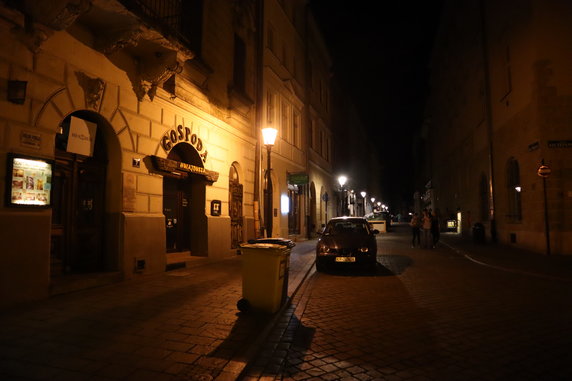 Kraków nocą 13 sierpnia br. 