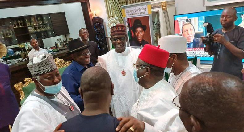 APC says PDP rattled by visit of its governors to Goodluck Jonathan. [Twitter/@OfficialPDPNig]