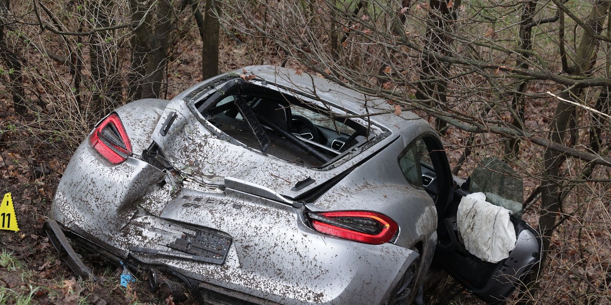 Niemcy. Wypadek z udziałem trzech porsche. Zginęły cztery osoby.