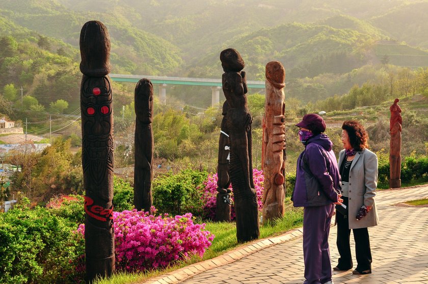 Sinnim, Korea. Park penisów przyciąga tłumy