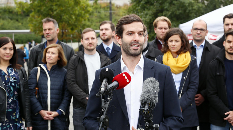 Fekete-Győr öt év után adja át a párt vezetését /Fotó: Fuszek Gábor