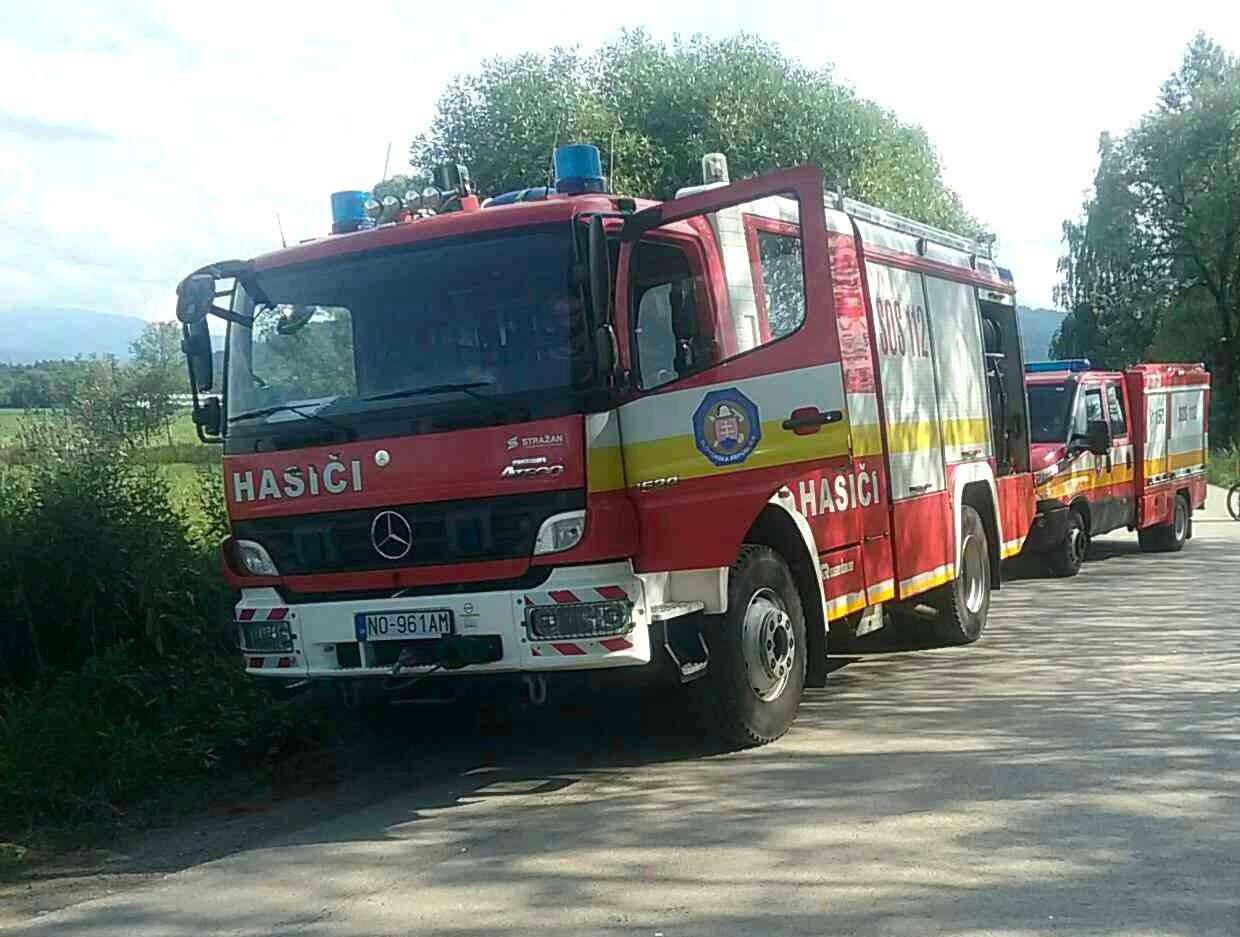 Dopravná nehoda v obci Klin si vyžiadala štyroch zranených. 