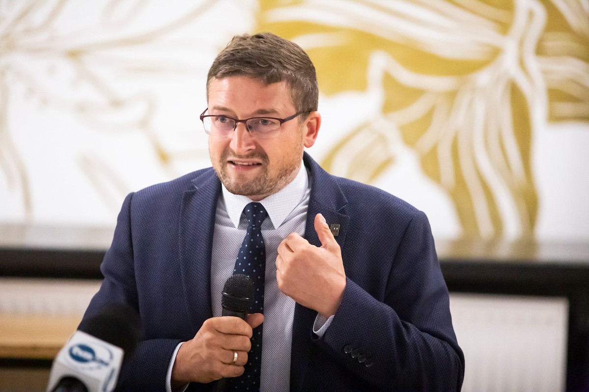 Sędzia Juszczyszyn usłyszał zarzut niedochowania drogi służbowej, gdy przedstawił publicznie swoją ocenę odwołania go z delegacji