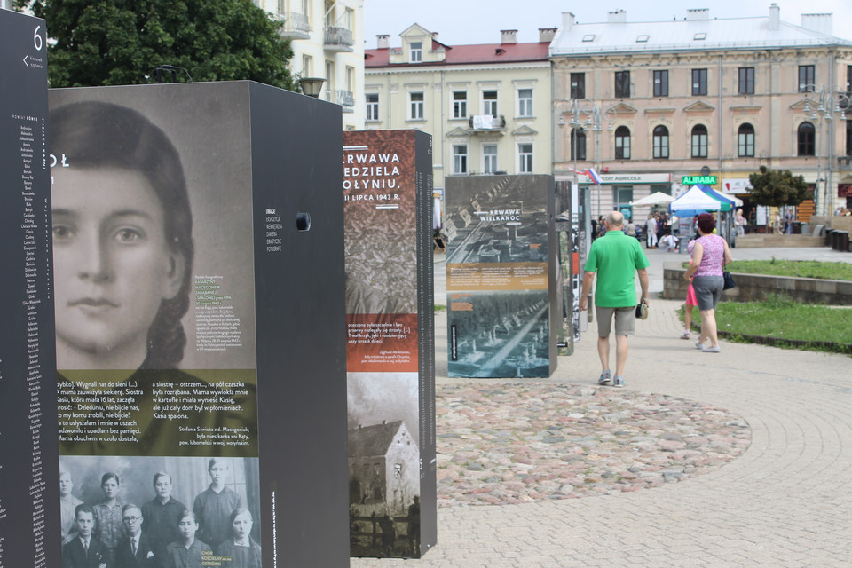Kresy podczas okupacji. Poruszająca wystawa na Placu Artystów w Kielcach