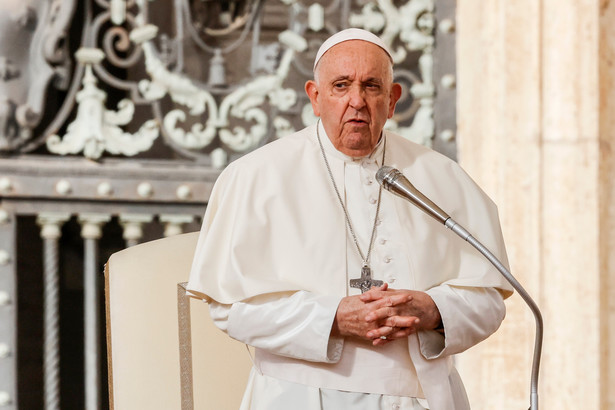 "Gender przekreśla ludzkość".  Papież Franciszek: Jest najokropniejszym zagrożeniem