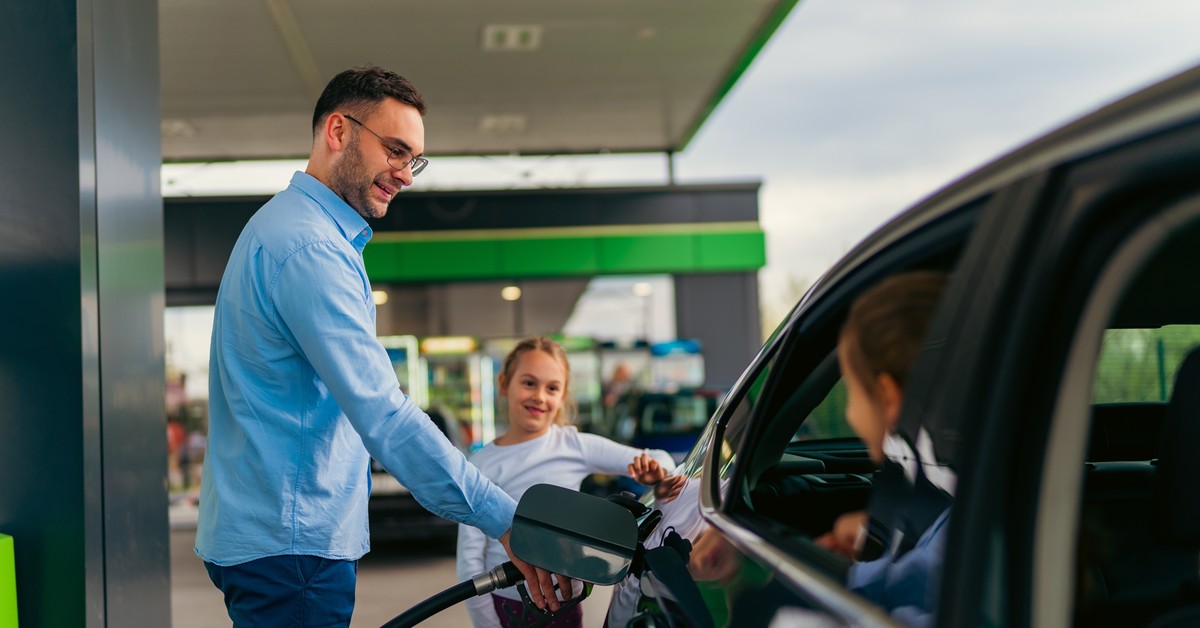 Paliwo w górę czy w dół? Sprawdź, co dzieje się z cenami diesla i benzyny! Kierowców czekają kolejne zmiany!