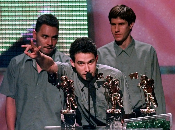 Beastie Boys na gali MTV Video Music Awards in Los Angeles w 1998 roku