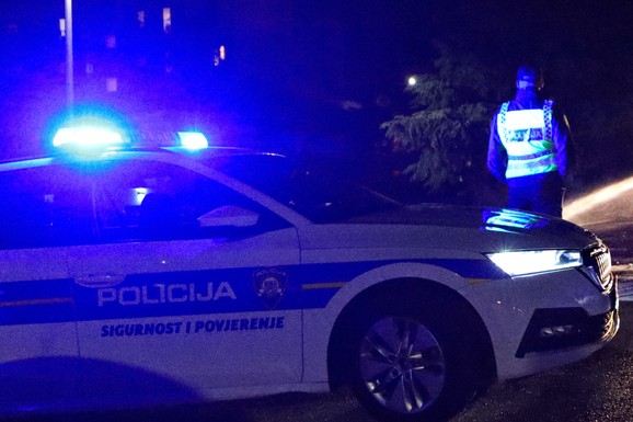 (FOTO) MUŠKARAC PRETI DA ĆE AKTIVIRATI BOMBU! Opsadno stanje u Velikoj Gorici: Specijalci opkolili čitavo naselje