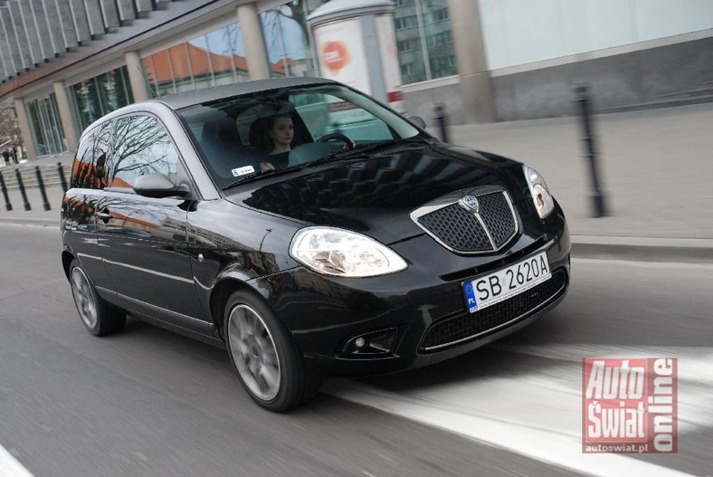 Lancia Ypsilon