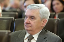 Tadeusz Sznuk świętuje urodziny. Takie wykształcenie ma prowadzący "Jeden z dziesięciu"