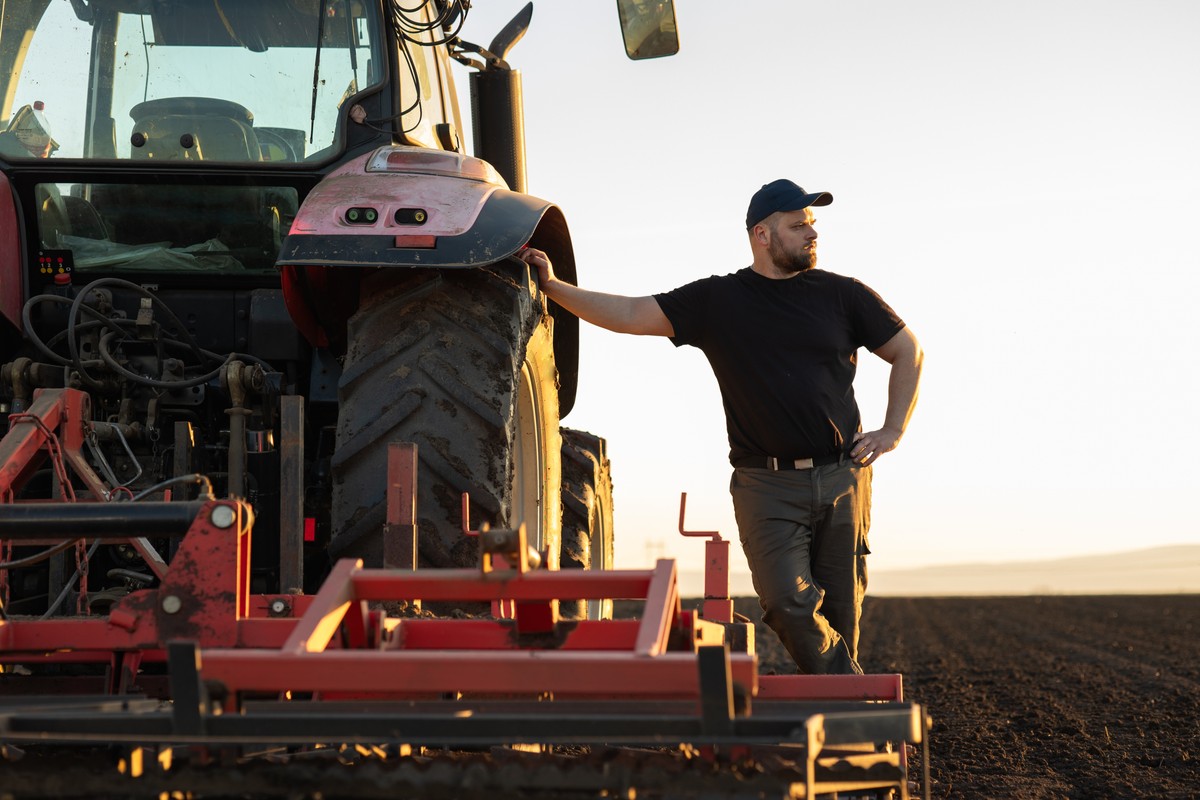 W teorii zarabia krocie. Ile tak naprawdę zarabia rolnik?