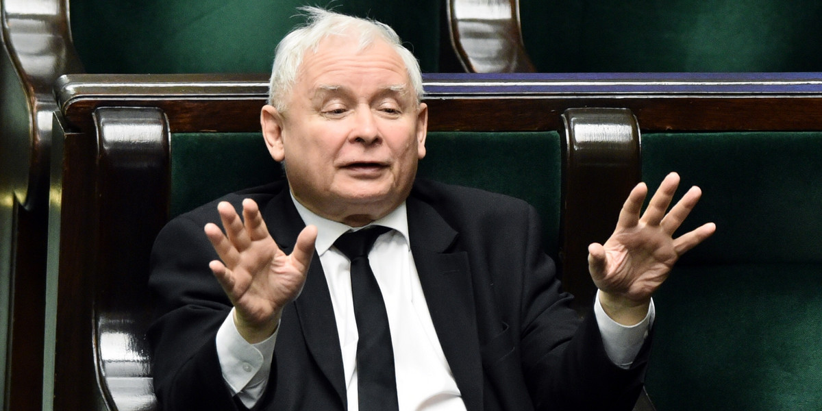 Wicepremier Jarosław Kaczyński (72 l.) kusi posłów wyższymi pensjami.
