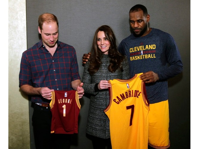 Księżna Catherine i książę William oraz LeBron James
