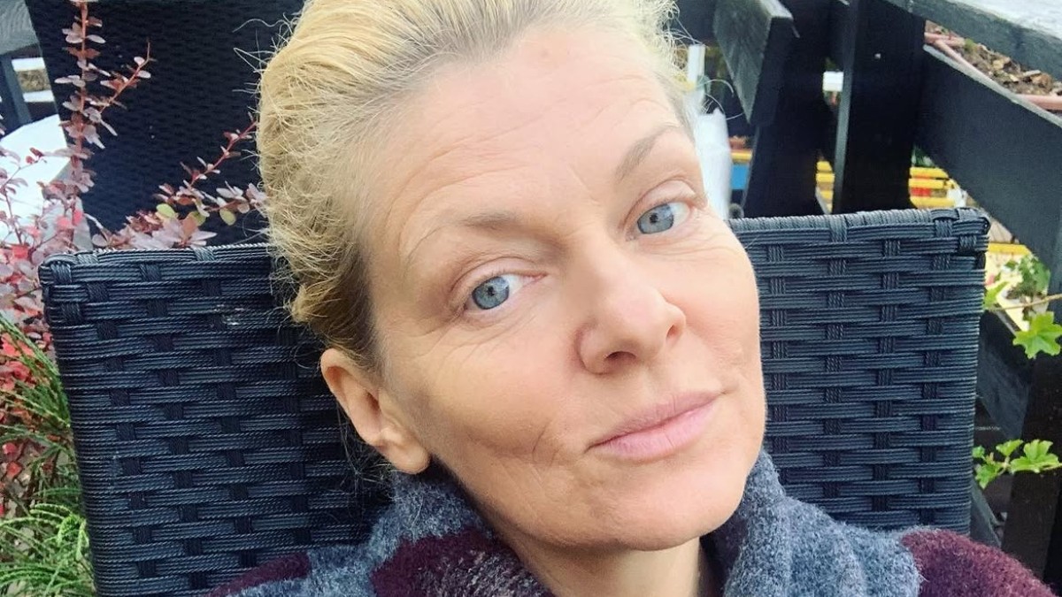 Dana Nălbaru, schimbare de look la aproape 50 de ani. Cum arată după ce s-a tuns singură: „Mi-am băgat foarfeca în păr”